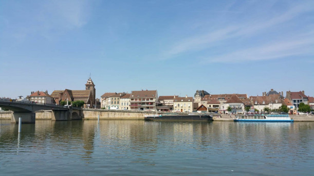 Chaumont to Villegusien-le-Lac and on to Chalons Sur Saone
